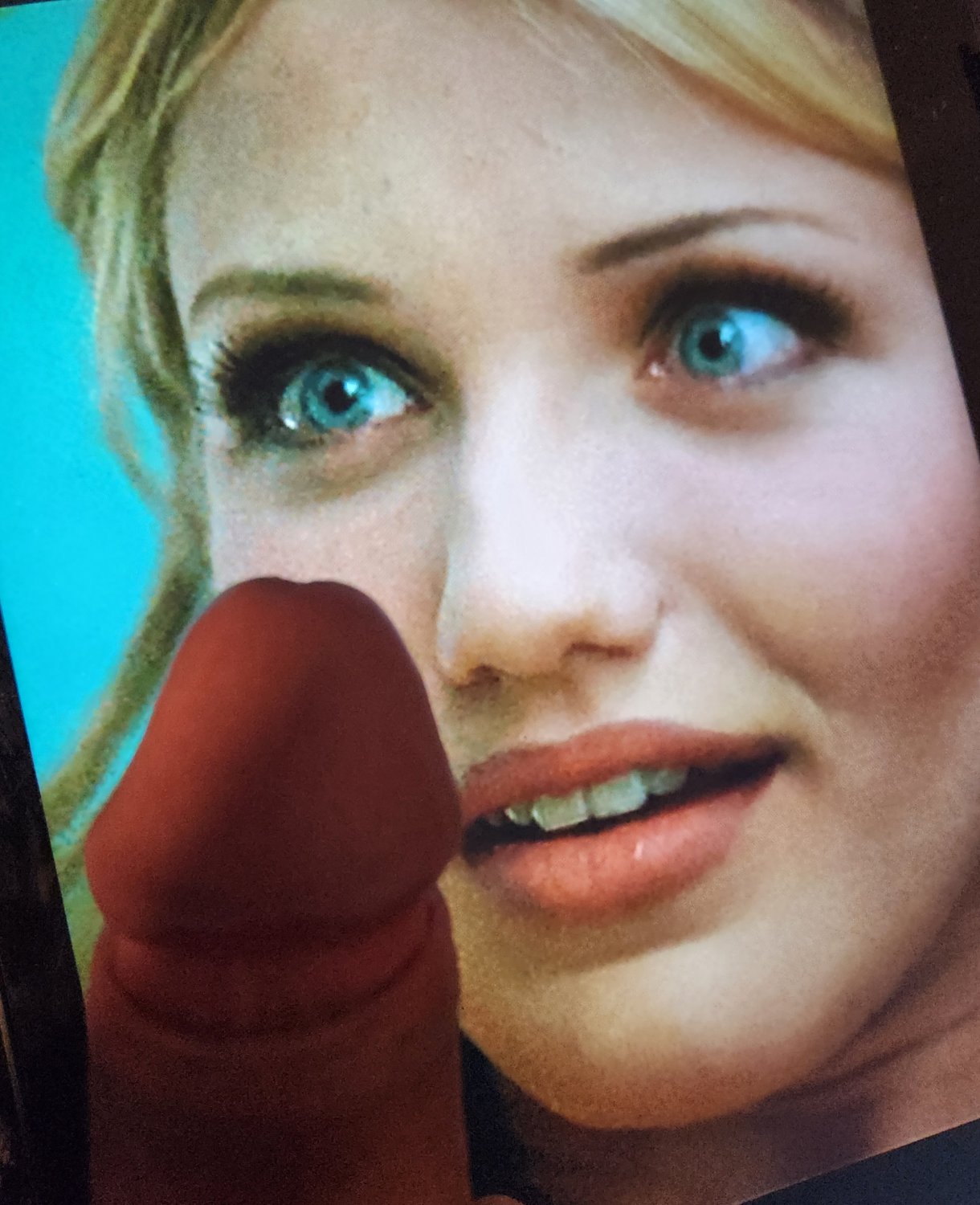 Beautiful Cameron diaz The Mask Cum tribute #rN5KbHop