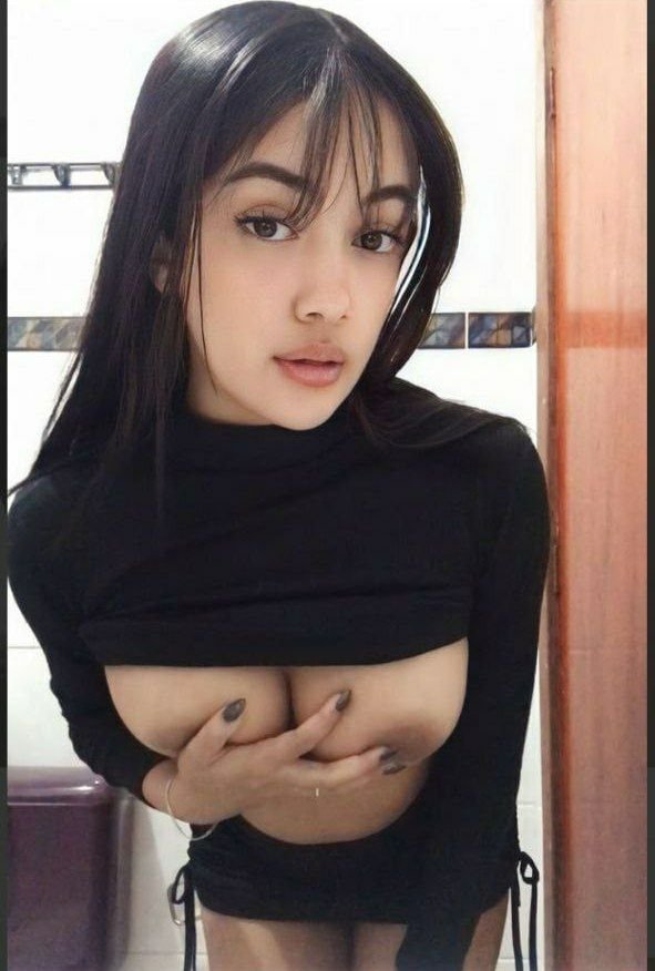 My Colombian cousin is such a slut for sending me these #ZQ6EOFVo
