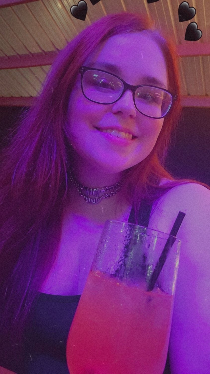 Slut wants to be a webslut, her cuck knows she likes being shared but can’t stop it #WAdBU2nb