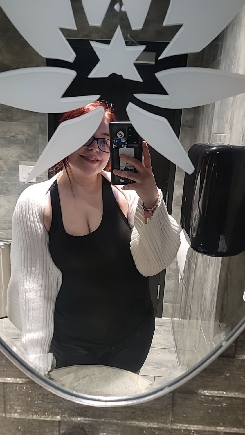 Slut wants to be a webslut, her cuck knows she likes being shared but can’t stop it #hJfmFc4V