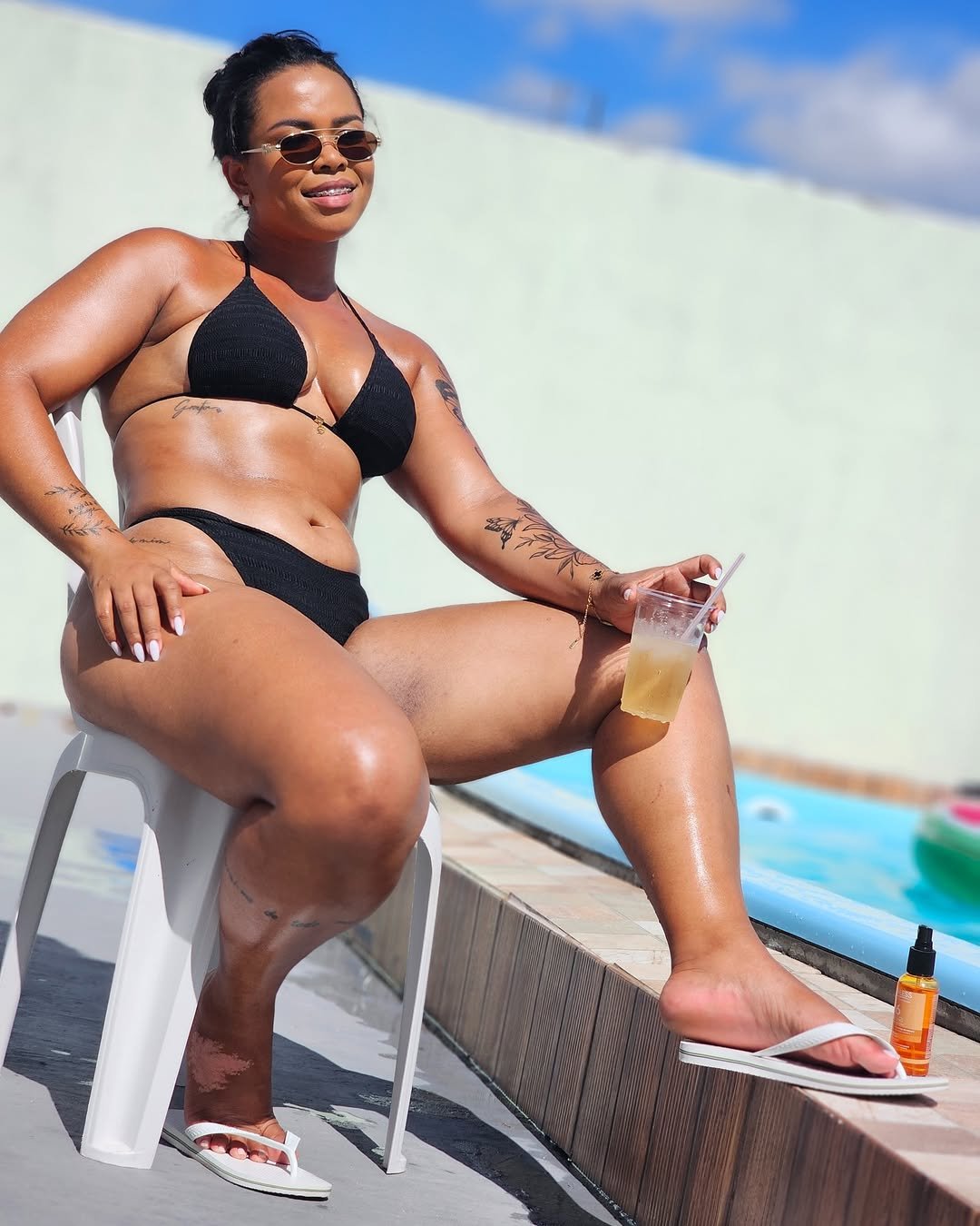 Blogueirinha baiana gostosa #02vaqeEm
