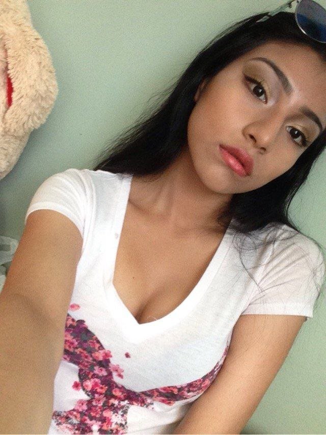 Tight Mexican Hottie #iaDKoxlx