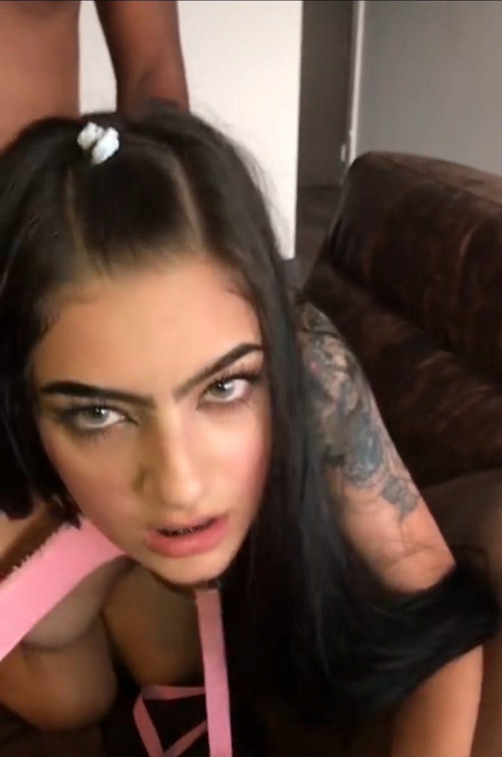 Threesome nice gf swallow cum #Bz2i0eLN