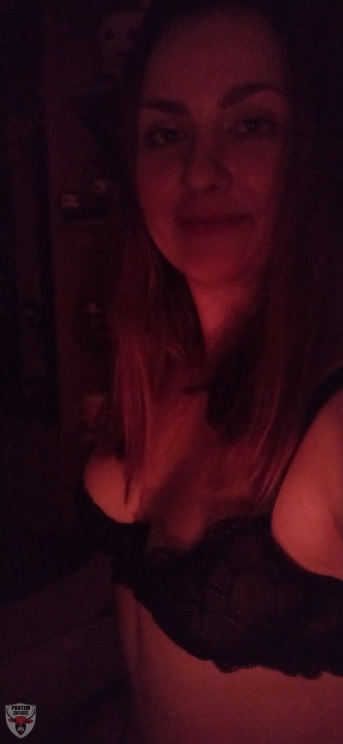 Shy wife Daria is a webslut now #vUDr7fGf